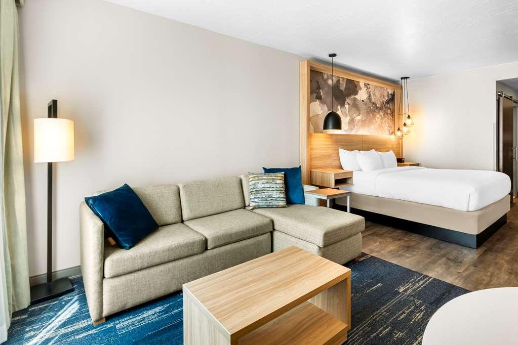 Best Western Plus Settlers Point Washington Room photo